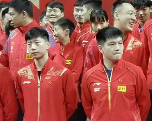 而影片预售火热开启后，不少已购买到电影票的观众也欣喜表示：;大年初一将与全家人一起观看《疯狂的外星人》，在影院开心过大年